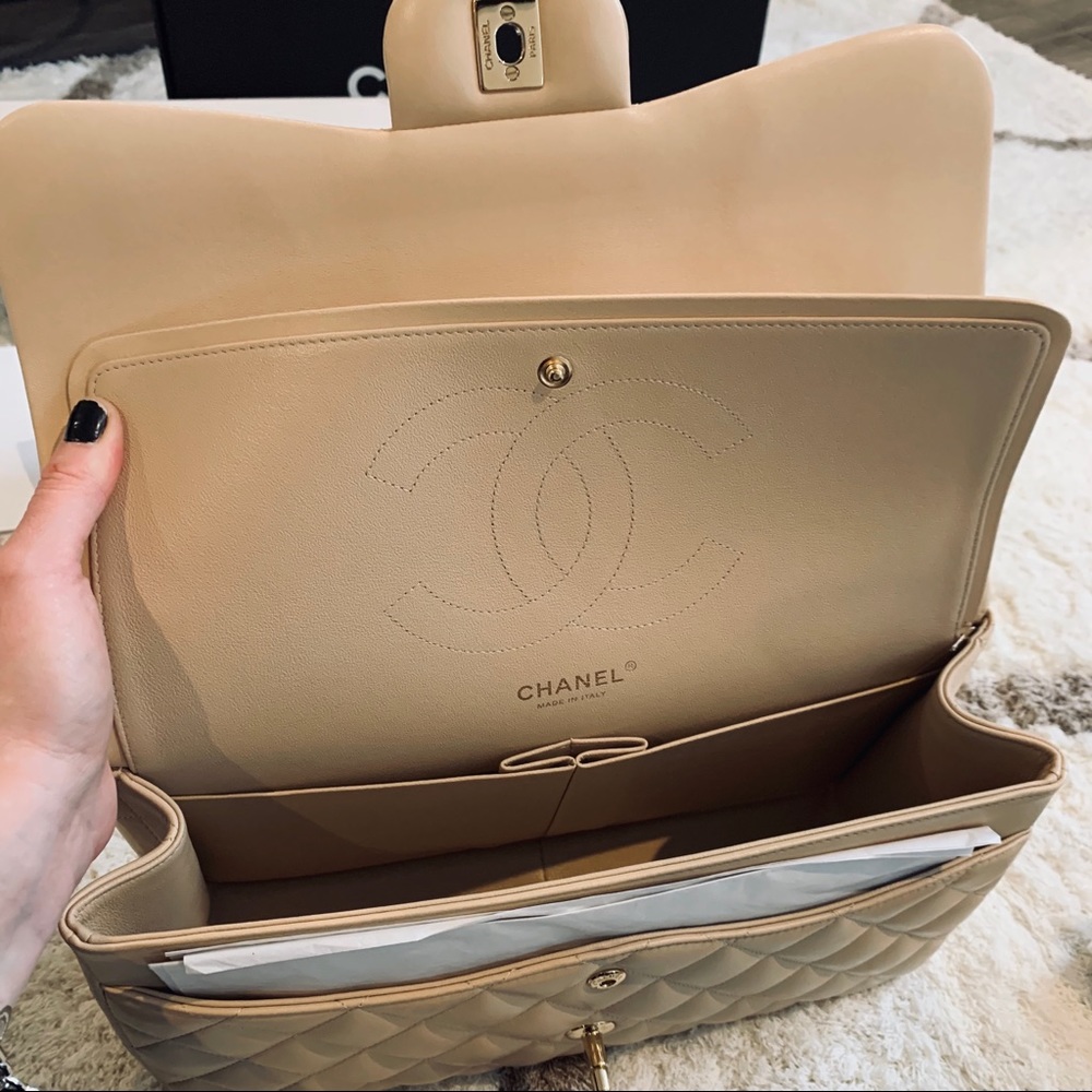 CHANEL Jumbo Double Flap Beige - Picture 6 of 10